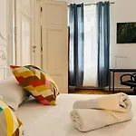 Joy Unirii 2 Апартаменти