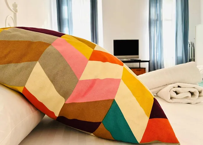 Διαμέρισμα Joy Unirii 2 *